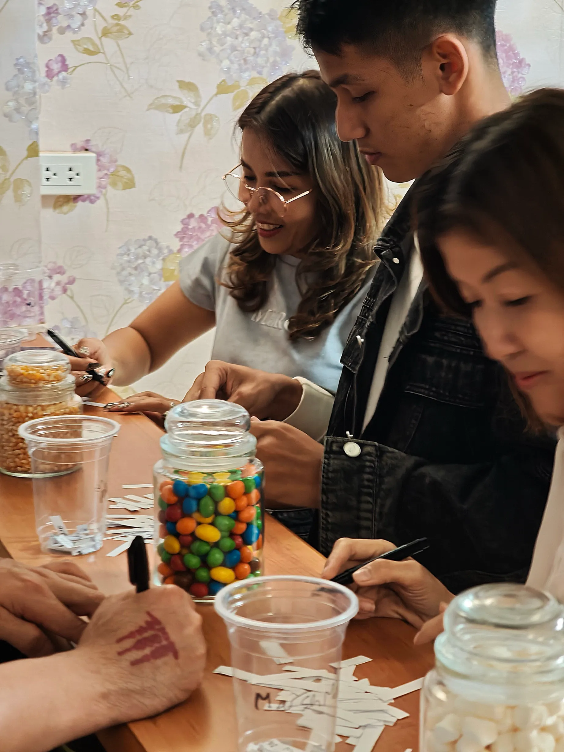 I brought the christmas games for thanksgiving, a little bit of holiday mixing.