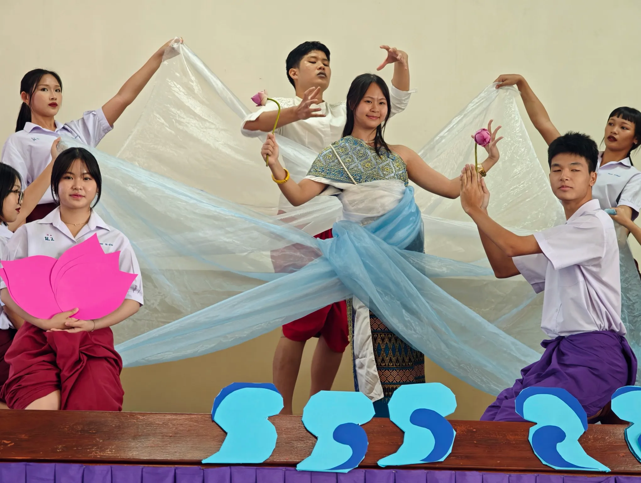 the final exam for thai dance class